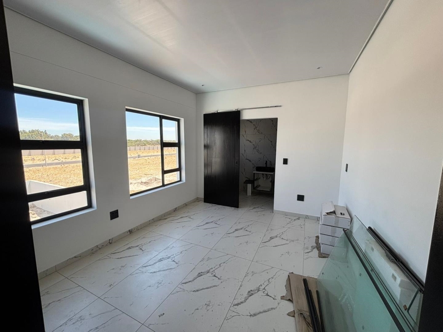 4 Bedroom Property for Sale in Sandown Western Cape